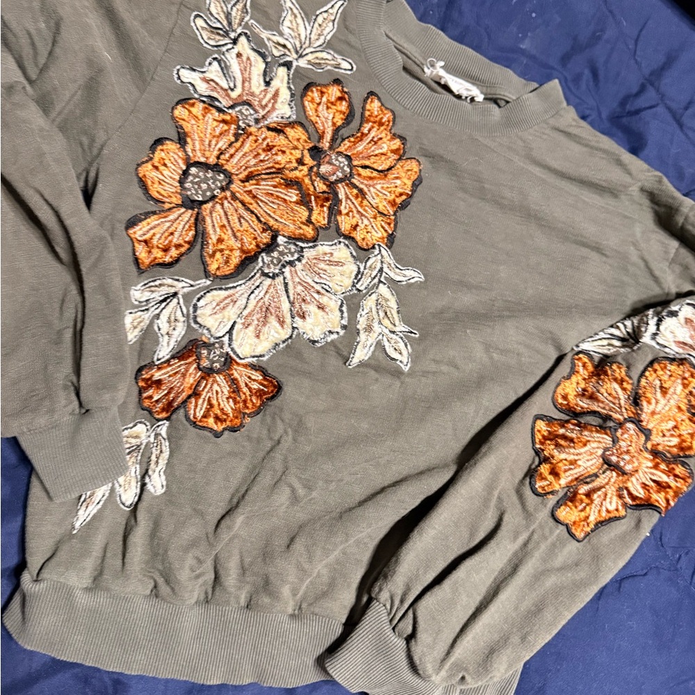 AnthropologieFloral Embroidered Sweatshirt
